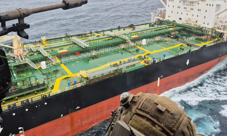 Lo que sabemos del petrolero interceptado por Francia en el Atlántico Lo que sabemos del petrolero interceptado por Francia en el Atlántico